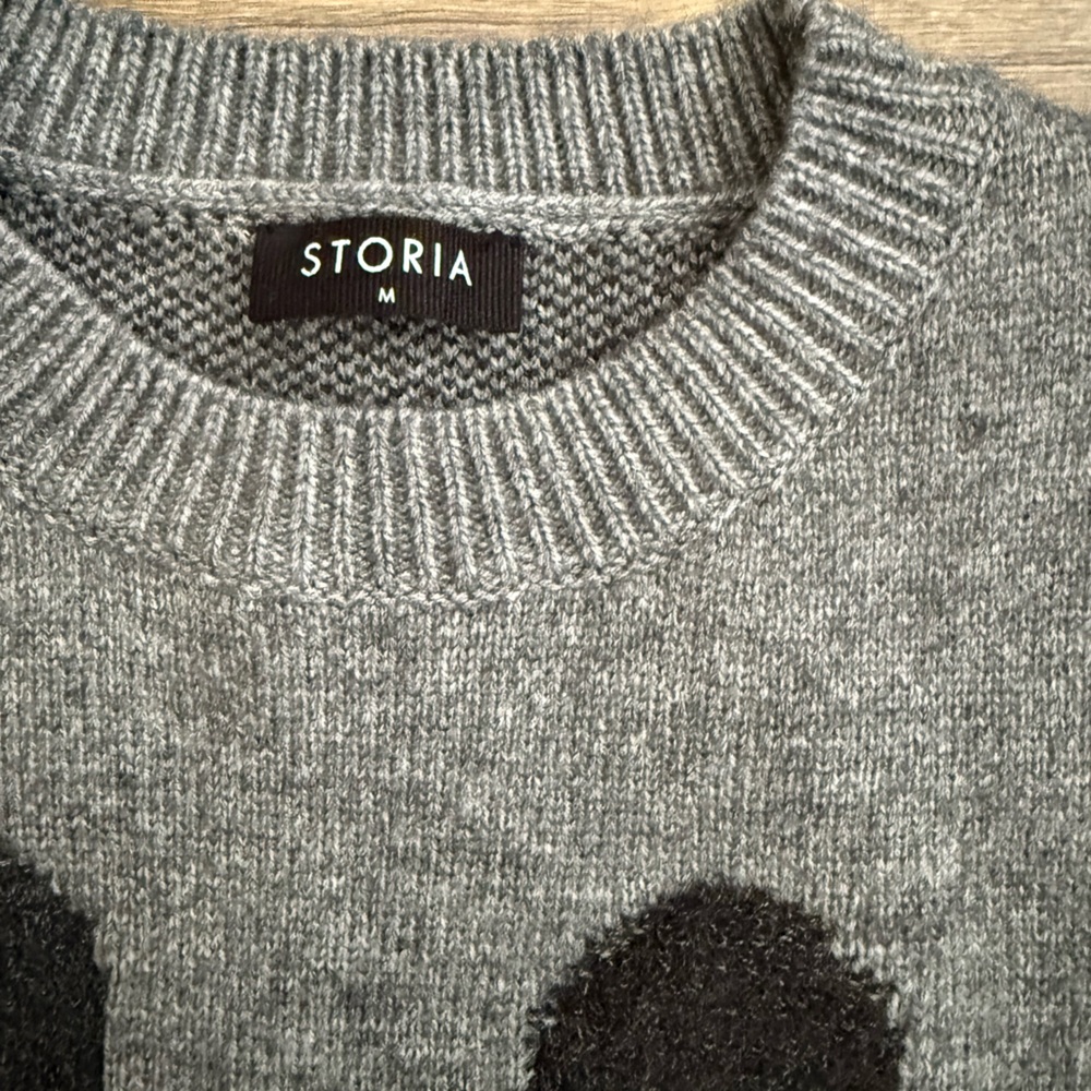 Smiley Face Sweater - Picture 3 of 6